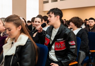 TÂRGUL DE CARIERE CEEF Image