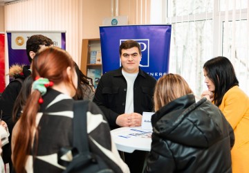 TÂRGUL DE CARIERE CEEF Image