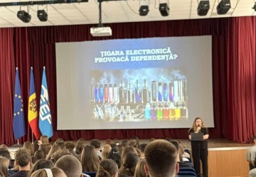 Campania „Tineri informați – viitor fără dependență” Image